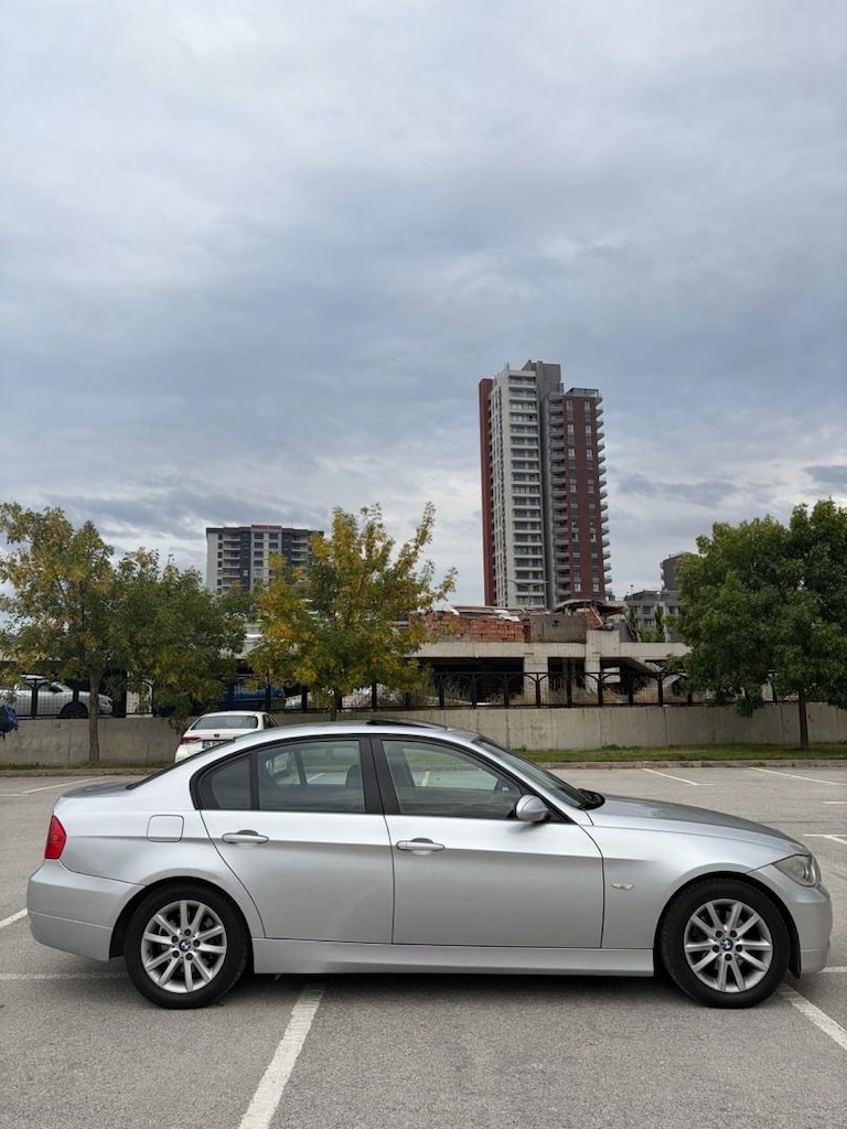ÇOK TEMİZ E90 - 8