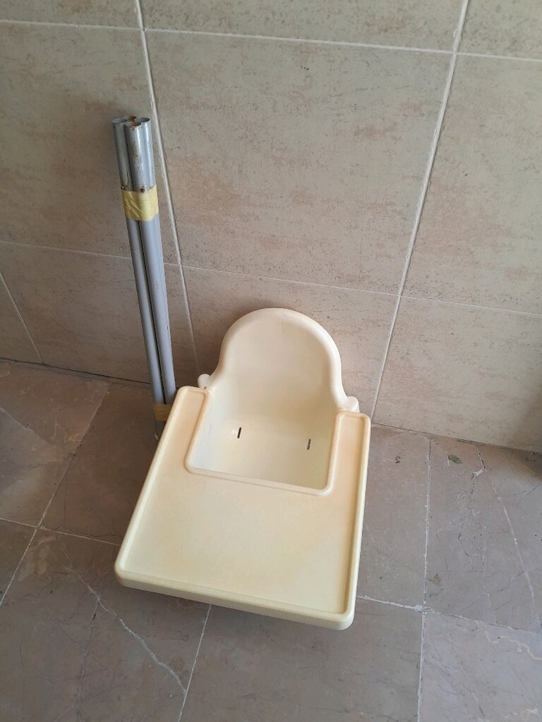çocuk bebek maması masası sağlam hiçbir sorun yok sağlam bozuk değildi - 2