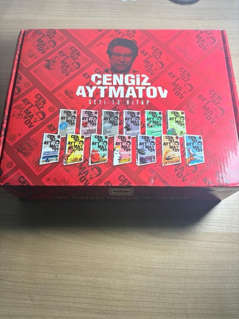 Cengiz Aytmatov 13 Kitap Seri - 9