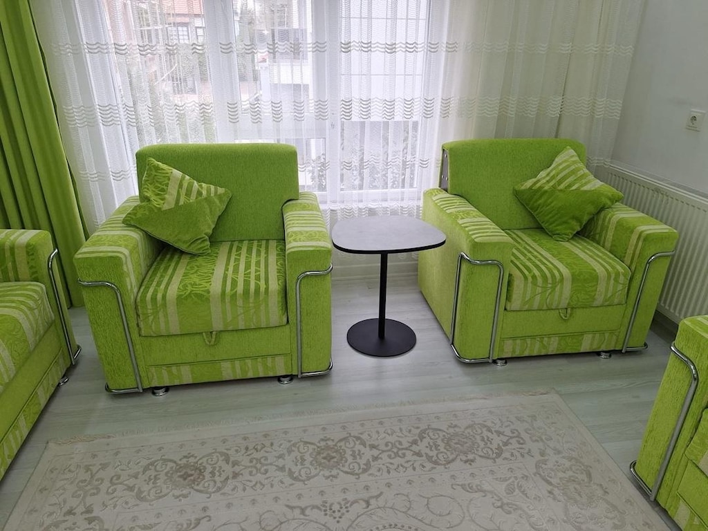 3+2+1+1KOLTUK TAKIMI, 6 KİŞİLİK YEMEK MASASI, FON PERDE SET UYGUNDAN … - 5