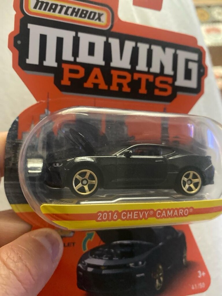 matchbox 2016chevy camaro - 5