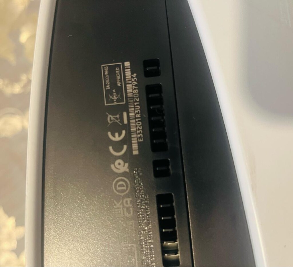 Temiz PS5 Digital Edition (CFI-1216A) + Çift Kol (DualSense), 3 OYUN - 5