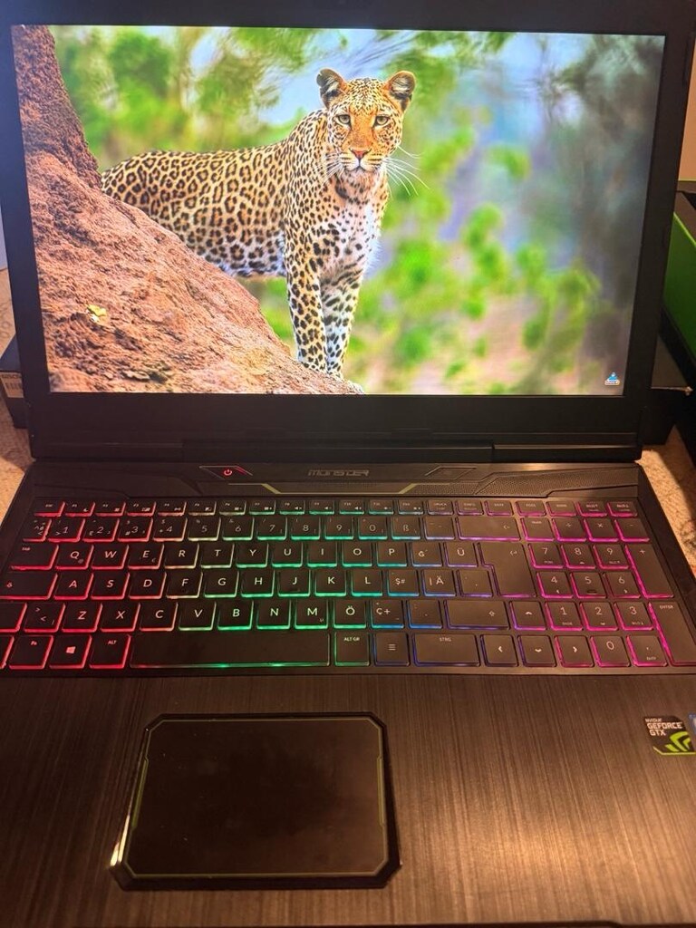 Monster abra v13.1 gaming laptop - 3