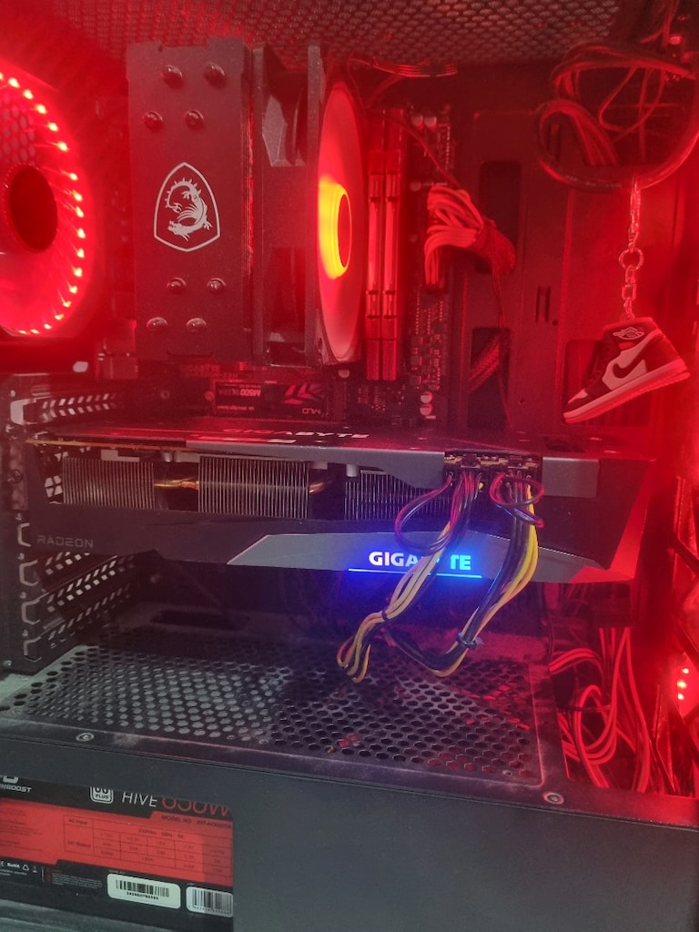 GIGABYTE RX 6800 GUVENLIK ETIKETLI - 3