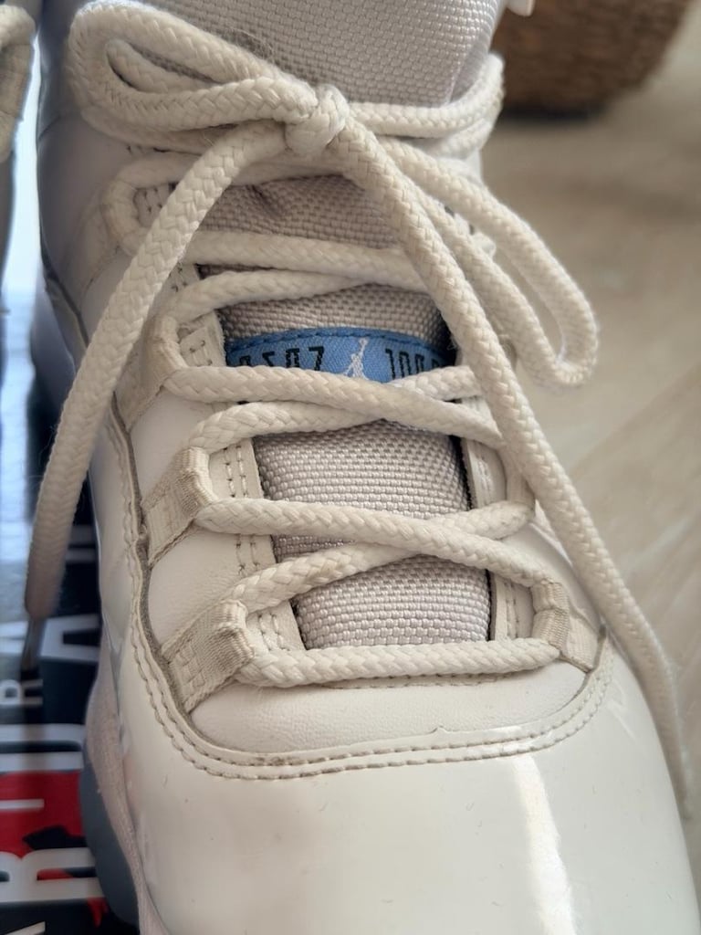 AIR JORDAN 11 RETRO 40 numara - 2