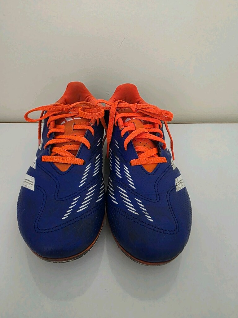 Adidas krampon