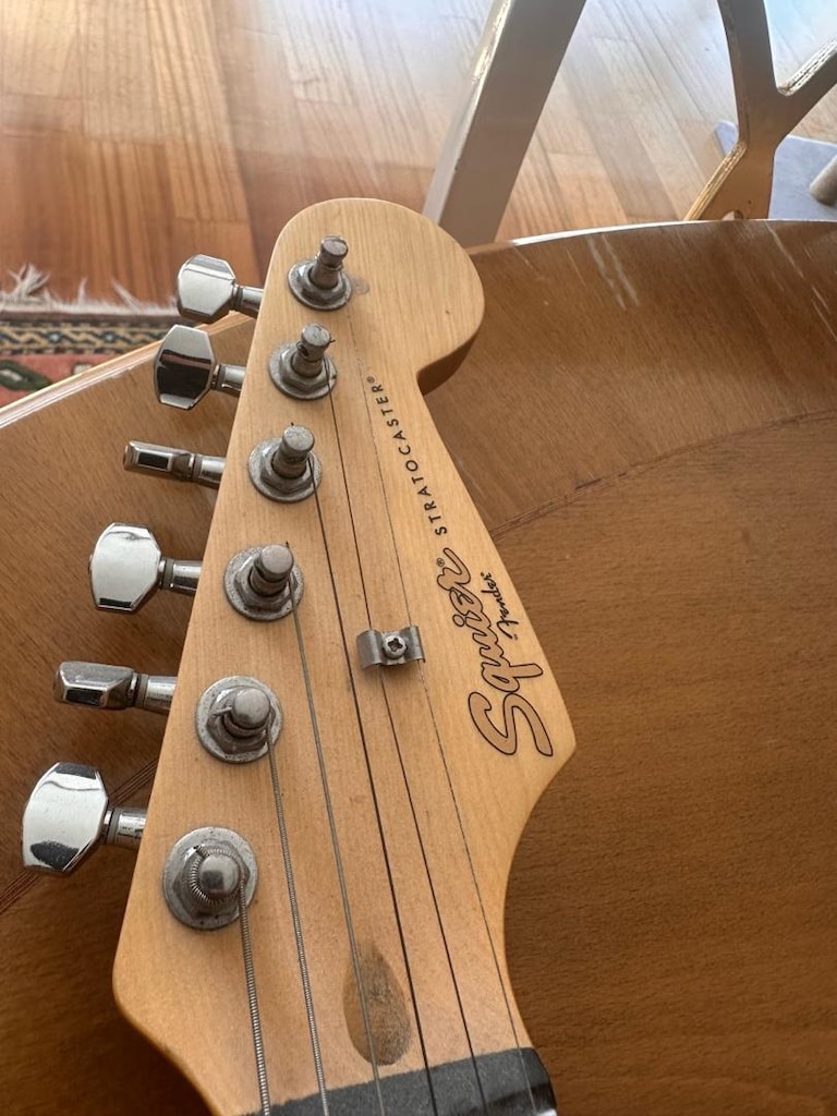 Squier by Fender Stratocaster Elektro Gitar – Kırmızı SSS - 3