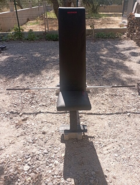 Halter ve sehpası