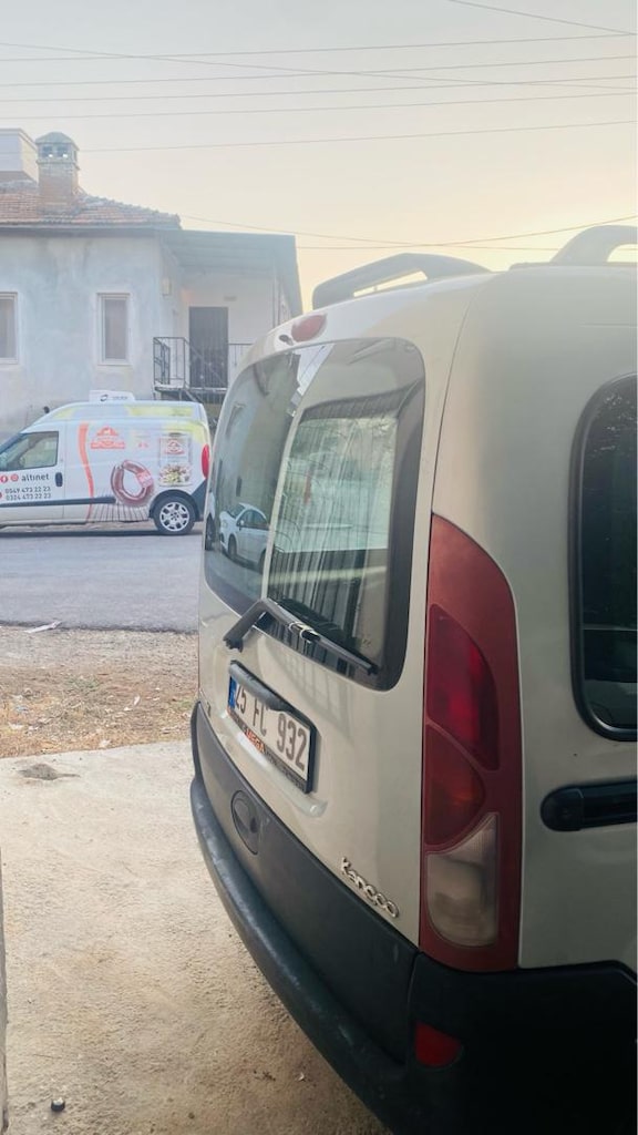 Renault kangoo 2001 1,9 RN motor parasına - 13