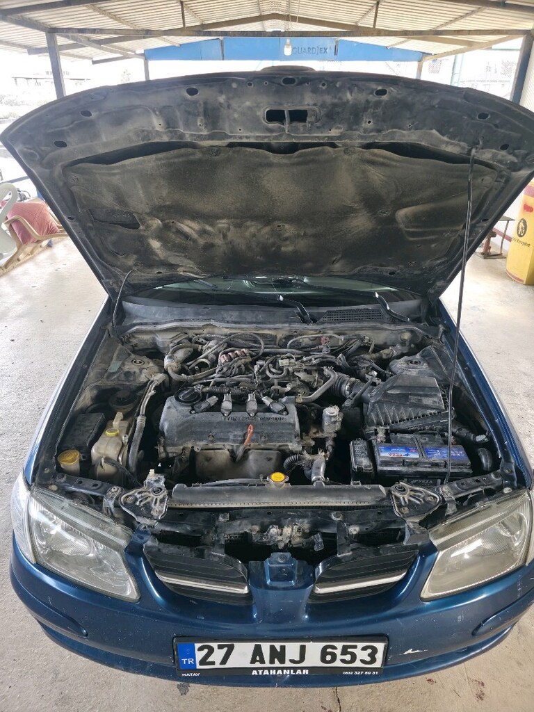 2001 model nissan almeria otomatik vites - 6