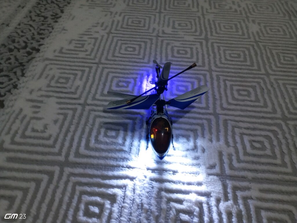 uzaktan kumandalı RC helikopter - 18