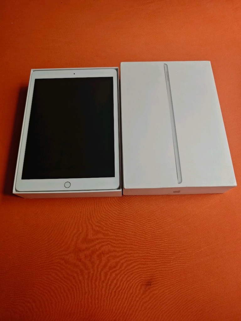 KUTULU FATURALI - TEMİZ APPLE İPAD 8. NESİL 32 GB - 2