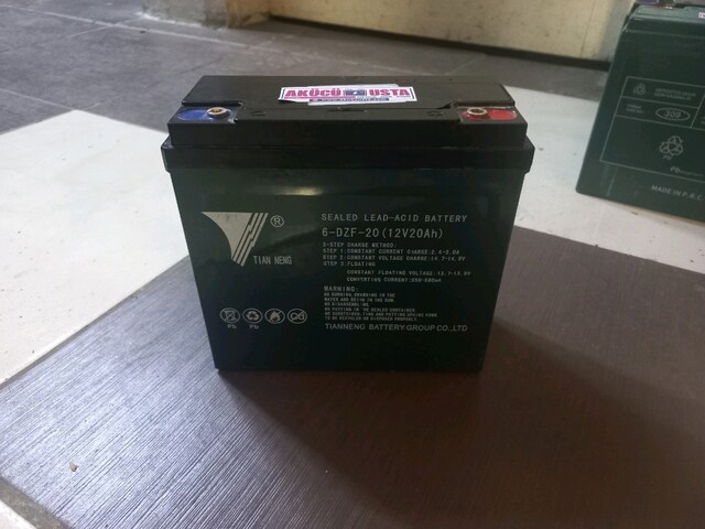 12 Volt 20 Amper Aküler