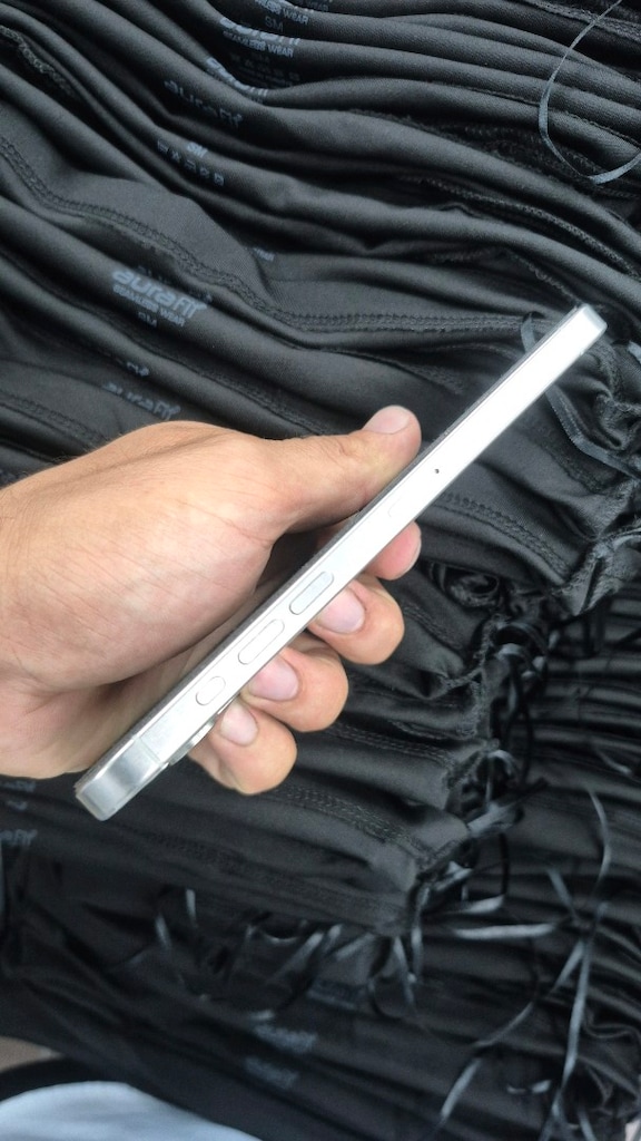 iphone 15 PRO MAX - 5