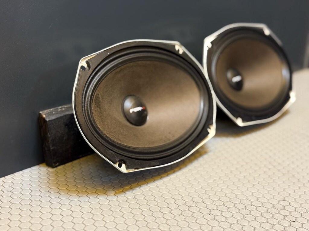 For x 300 w 150 Rms Oval Midrange - 3