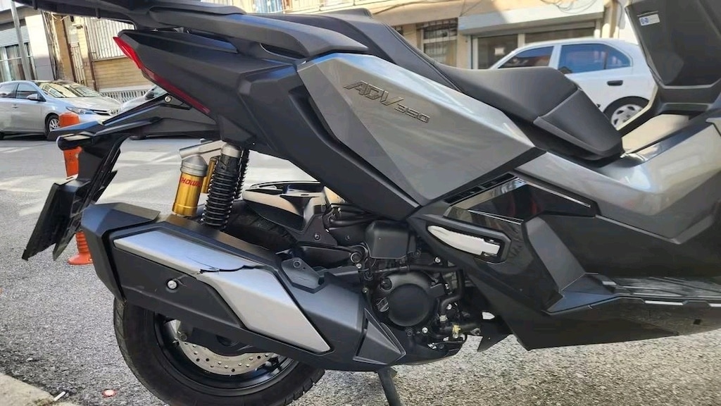 ADV 350 Honda - 3