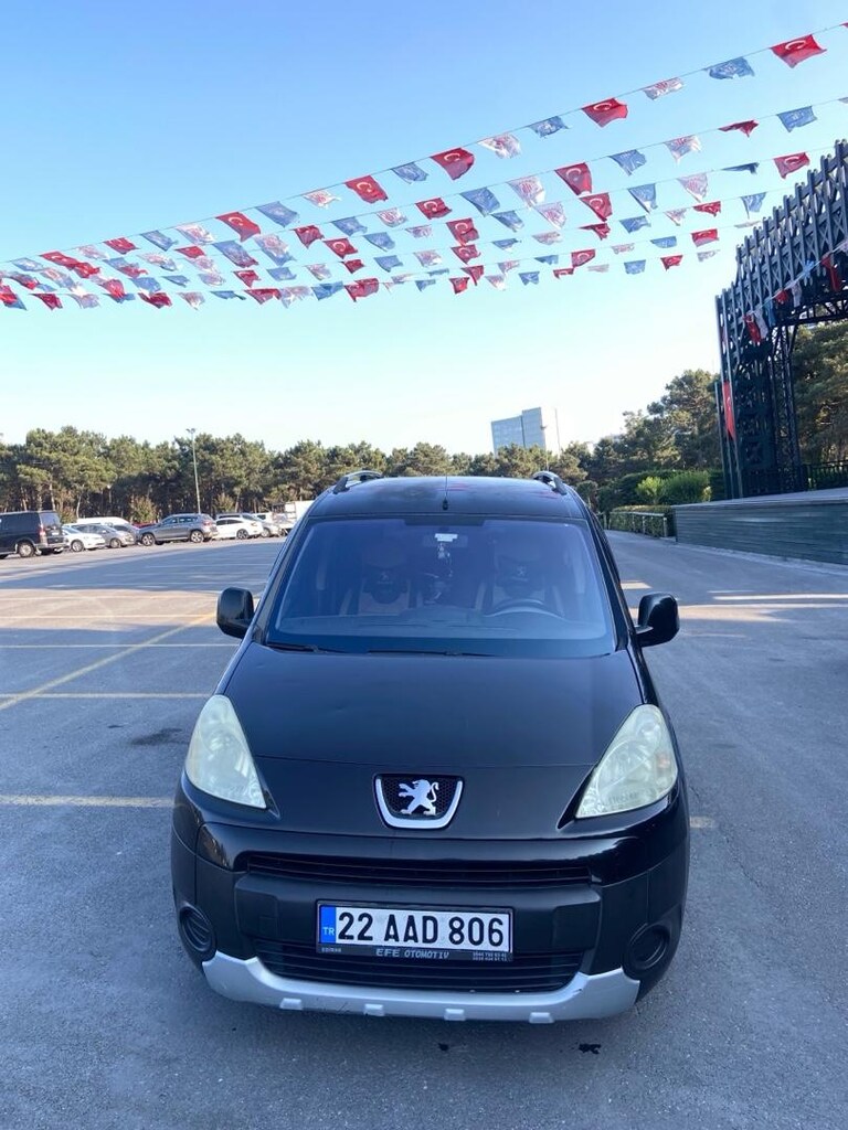 Bakımlı 1.6 HDI premium partner tepe - 12