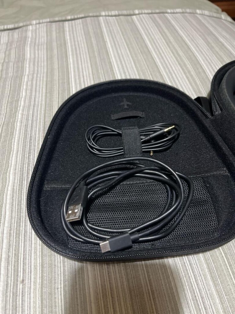 SENNHEISER MOMENTUM 4 - 3