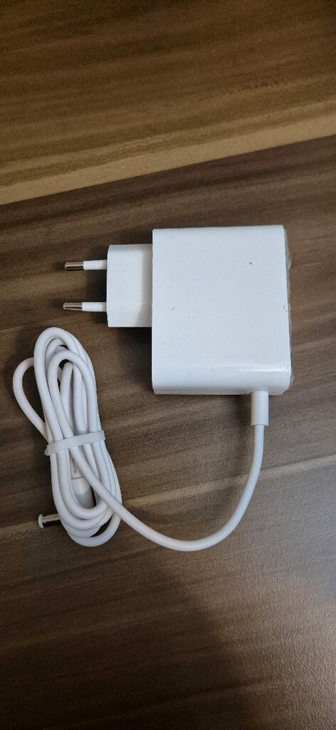 Xiaomi Şarjlı Süpürge Adaptörü (20 Volt 1.2 Amper 24Watt) - 2
