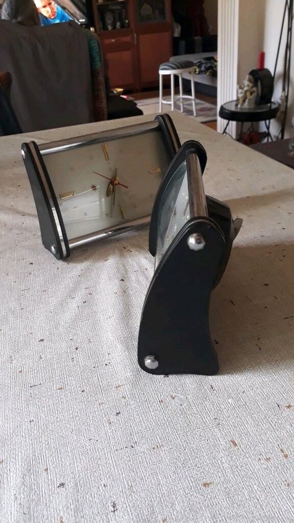 Metal Gümüş Renk Mekanik Masa Saatı - 4