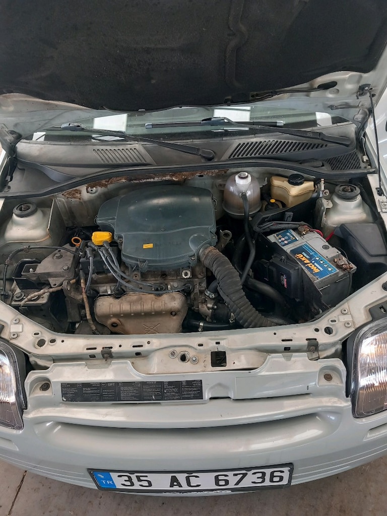 Renault Clio - 12