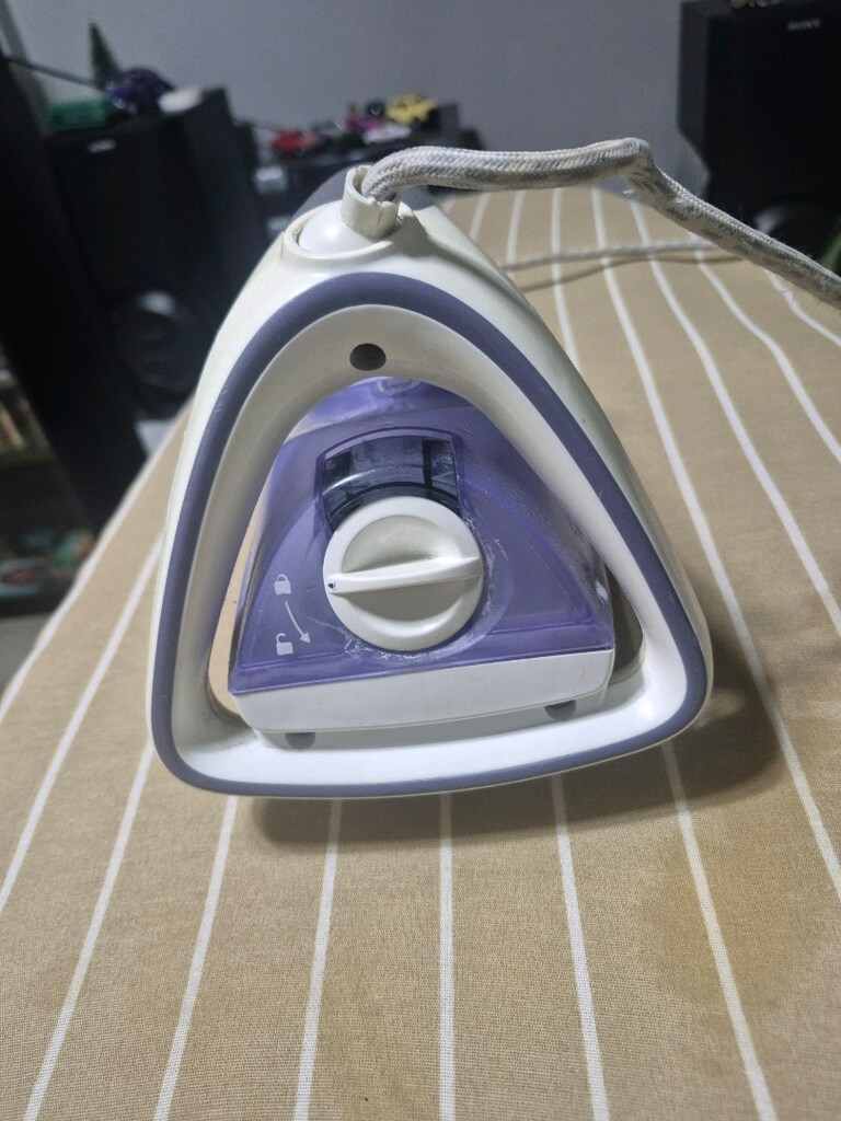 Tefal ütü ve masası - 4