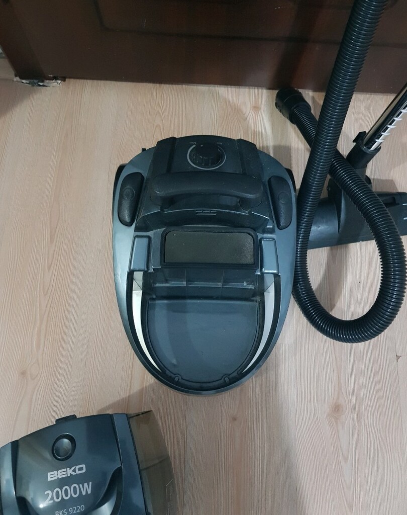 Beko 2000watt bks9220 su filtreli tozsuz torbasız eleltrik süpürgesi - 3