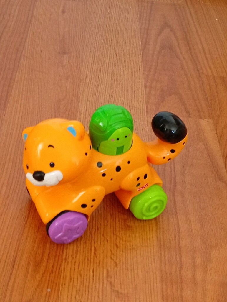 fisher price emekleme oyuncağı
