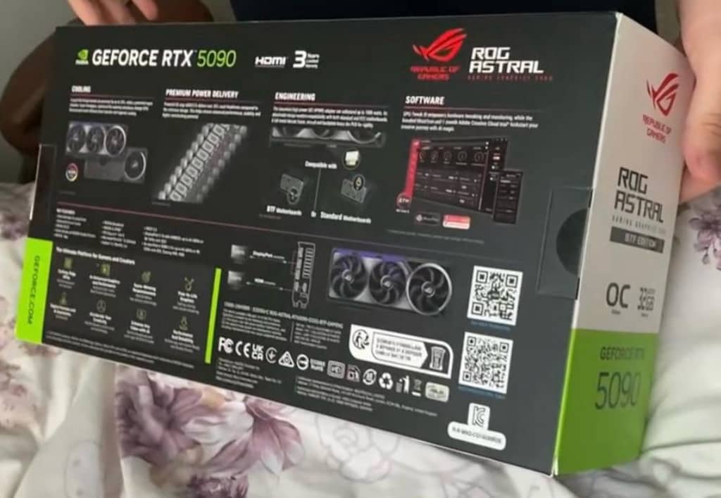 ASUS ROG ASTRAL RTX 5090 BTF OC 32GB Kapalı Kutu TR Garantili - 3