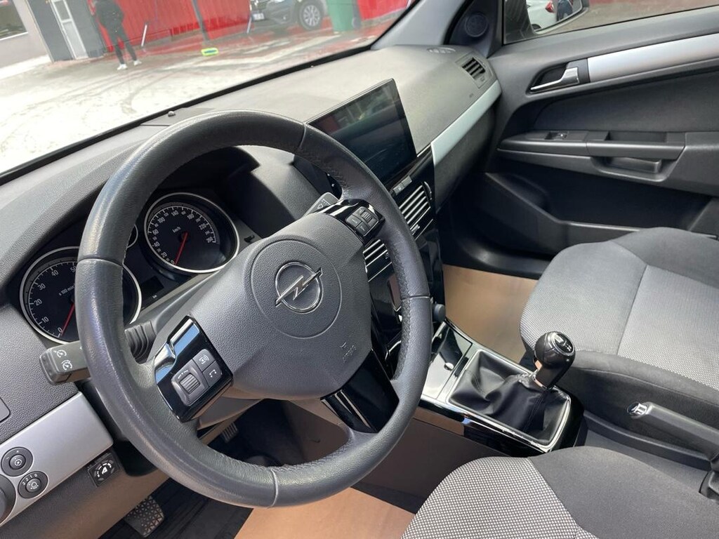 2011 Opel Astra ENJOY 111.Yıl Sedan (103 Bin Km) - 4