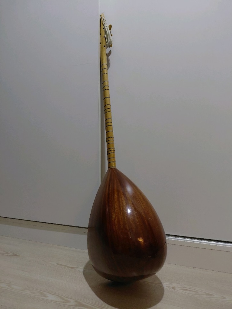 25 Yıllık Masif Maun Tekne Uzun Sap Bağlama - 2