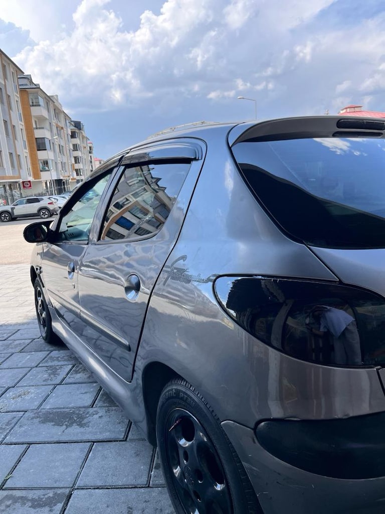2000 model temiz 206 - 6