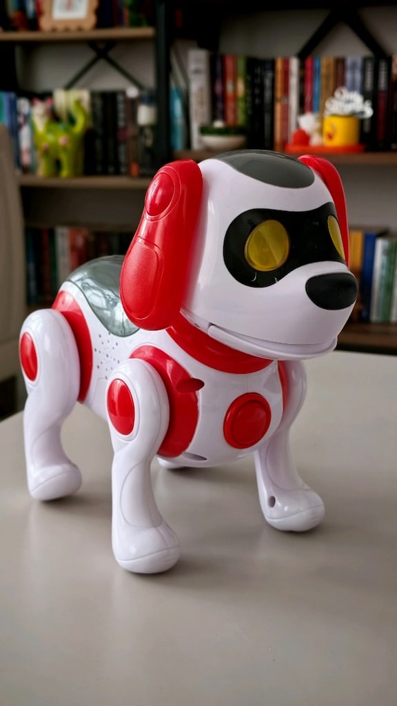 Kırmızı Beyaz Robot Köpek - 2
