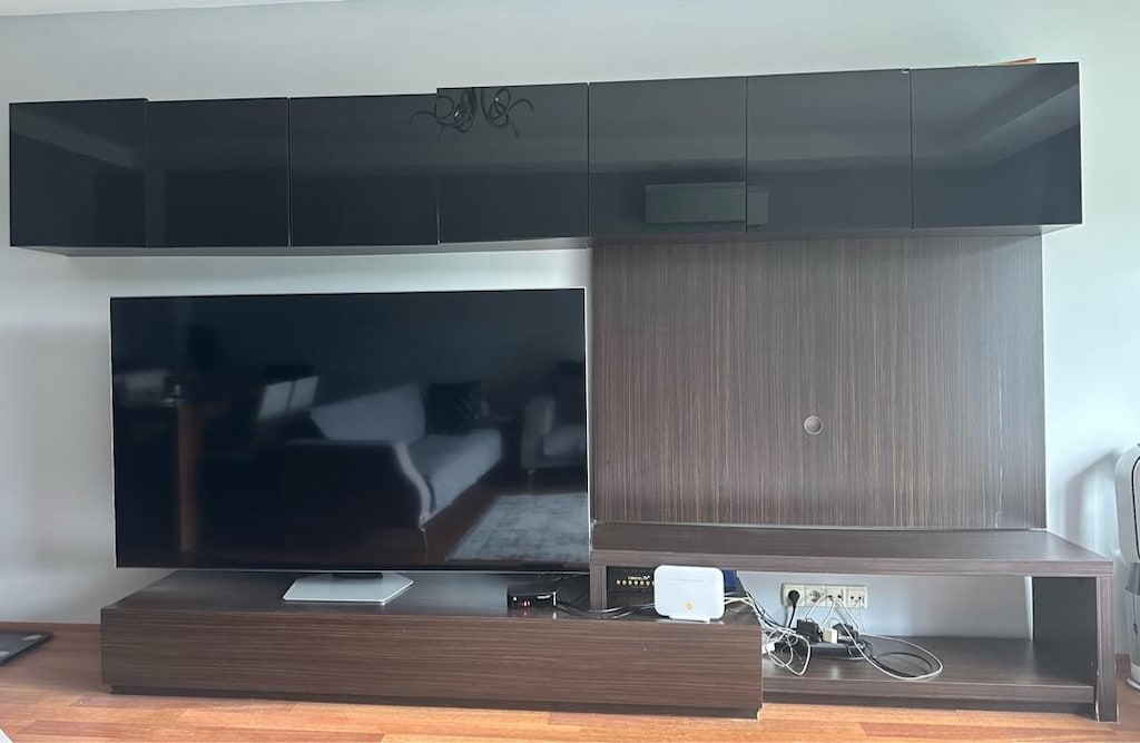 lazzoni tv ünitesi ve yemek masa sandalye - sehpa -10000 tl - 3