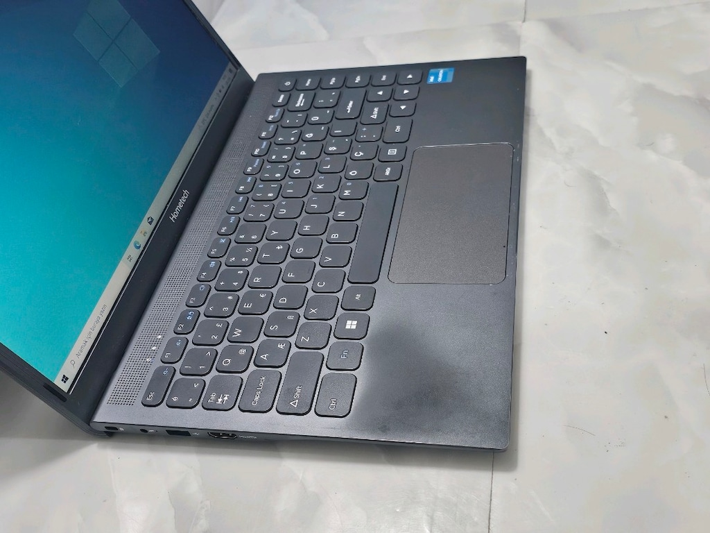Hometech Celeron N4020C 4GB Ram 128GB SSD - 3