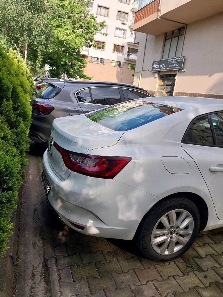Renault Megan 4 1.3 tce otomatik benzinli - 12