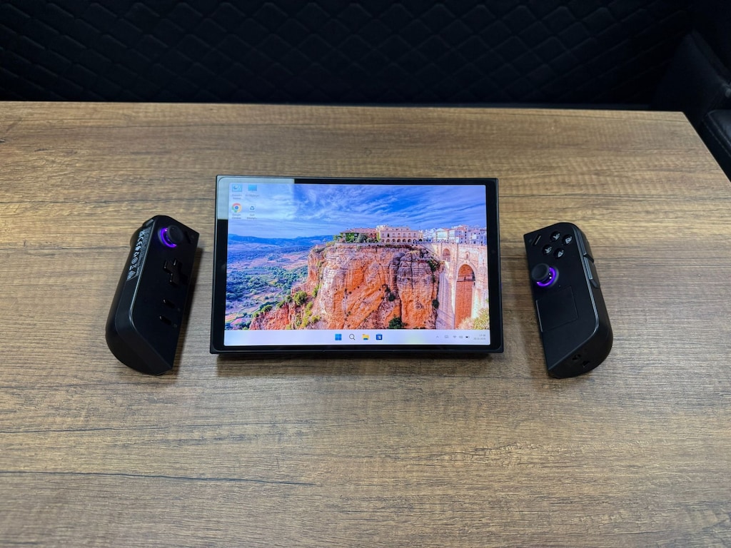 Lenovo Legion Go 8APU1 Z1 Extreme 16GB 512GB El Oyun Konsolu - 5