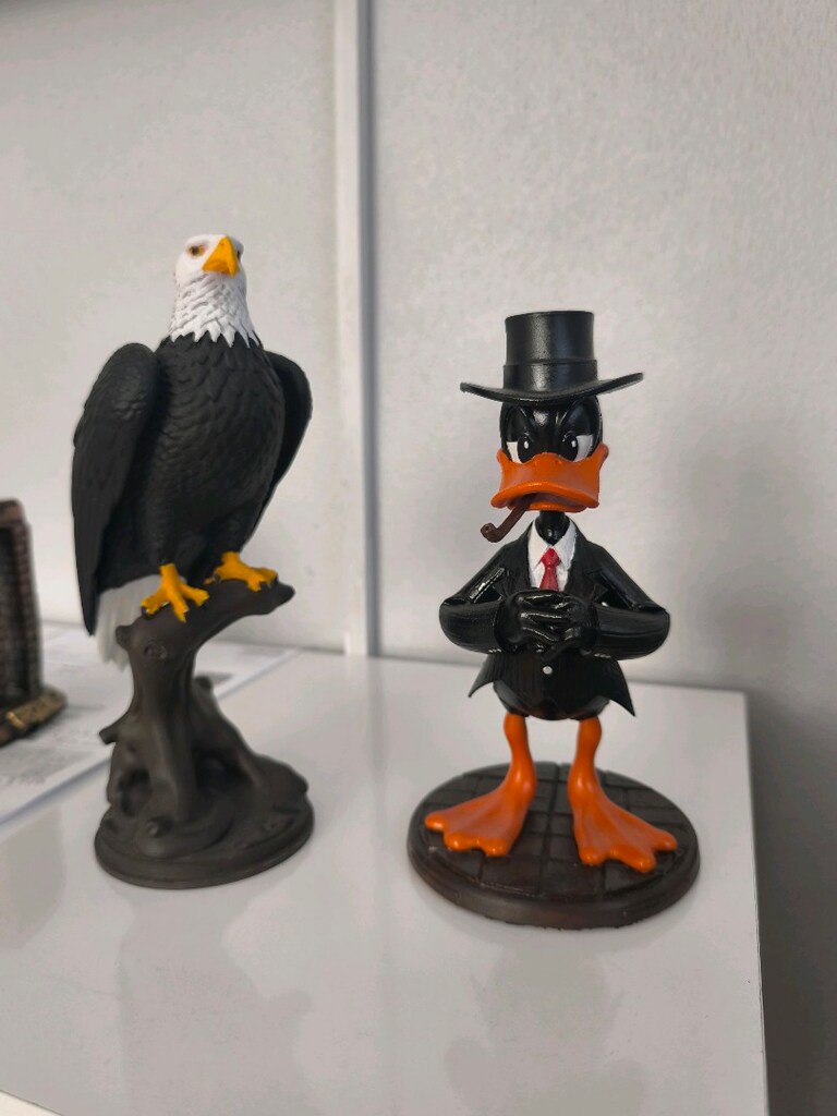 Premium Özel Yapım Daffy Duck Figürü - Astar + El Boyaması + Vernikli - 4