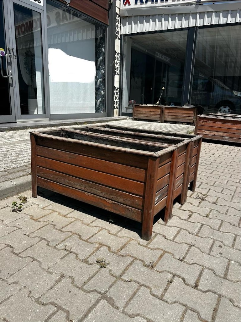 Ahşap Saksı