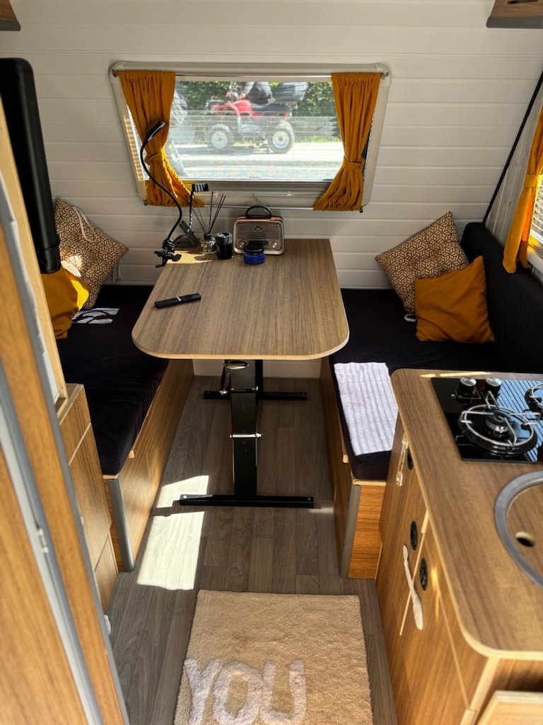 Ailece Keyifle Kullanılmış, Temiz ve Bakımlı Çekme Karavan - 10