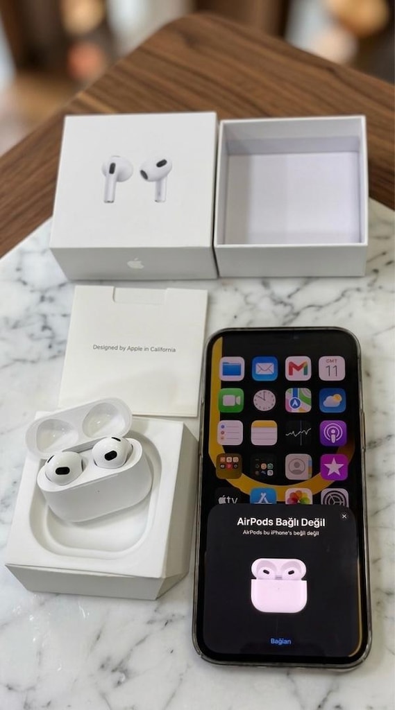 Apple AirPods 4. Nesil ANC Premium