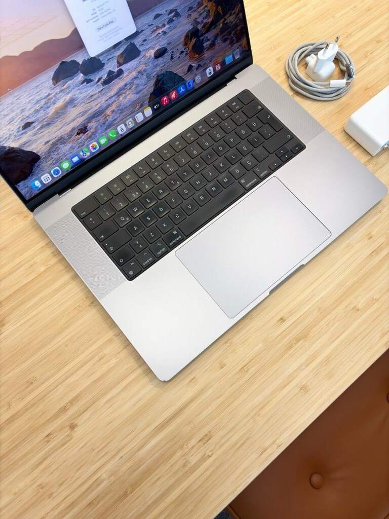 MacBook Pro (M2 Pro) 16/512 | 16inc | 19GPU Versiyon Sorunsuz - 6