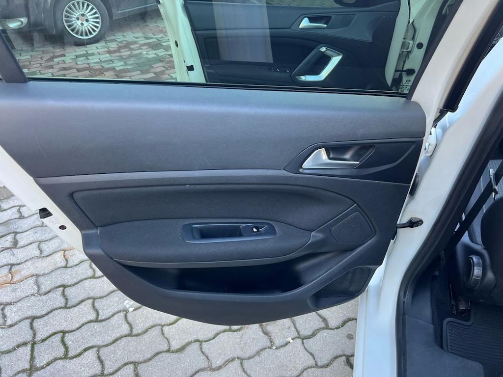 Peugeot 308 1,6 Dizel Otomatik - 7