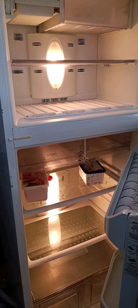 temiz buzdolabı ihtiyacı olan kaçırmasın derim YER ANKARA MAMAK - 3