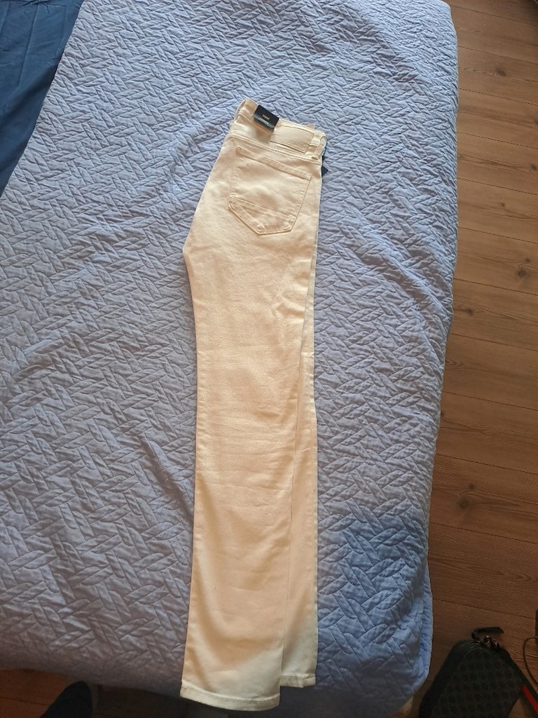 Mavi Marka Etiketli Beyaz Pantalon - 6