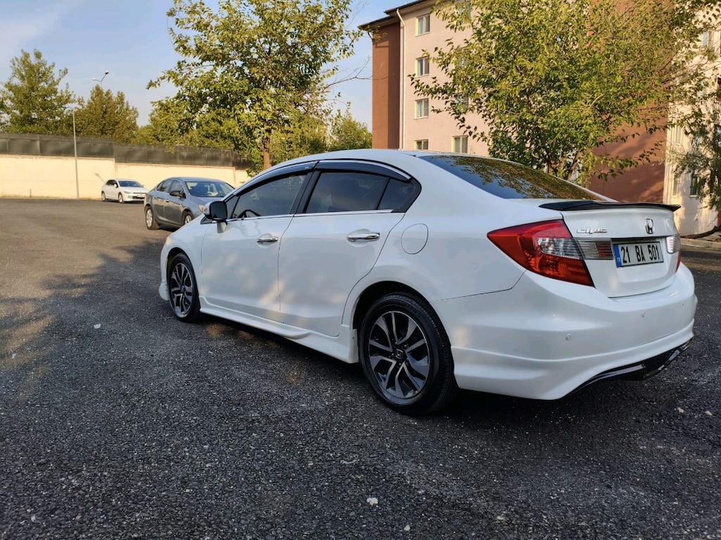 SAHİBİNDEN TEMİZ HONDA - 3