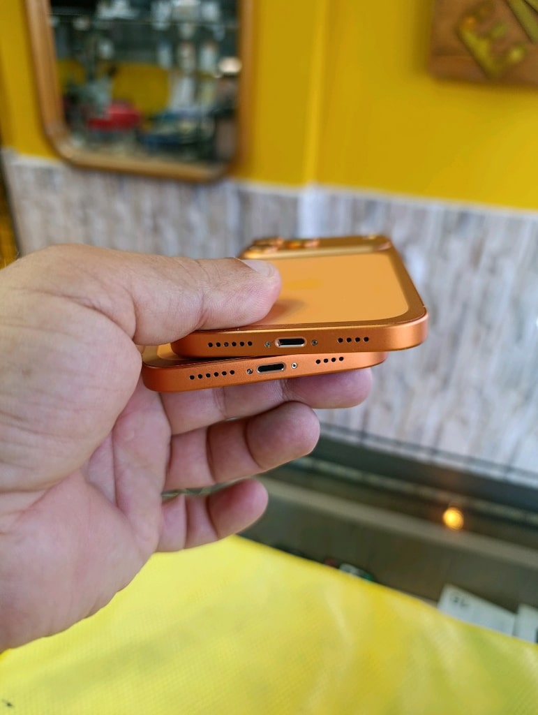iPhone 11 TR - 2
