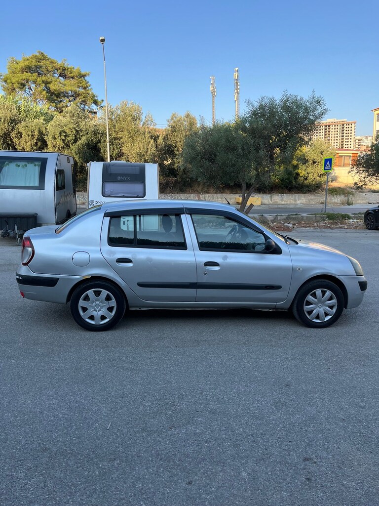 TERTEMİZ KULLANILMIŞ BAKIMLI AİLE ARACI RENAULT CLİO 1.5DCI - 8