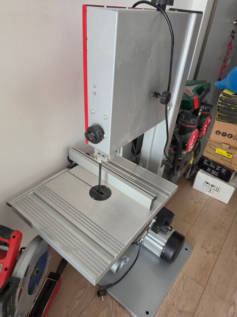 Einhell TC-SB 305 U 750 W Elektrikli Şerit Testere
