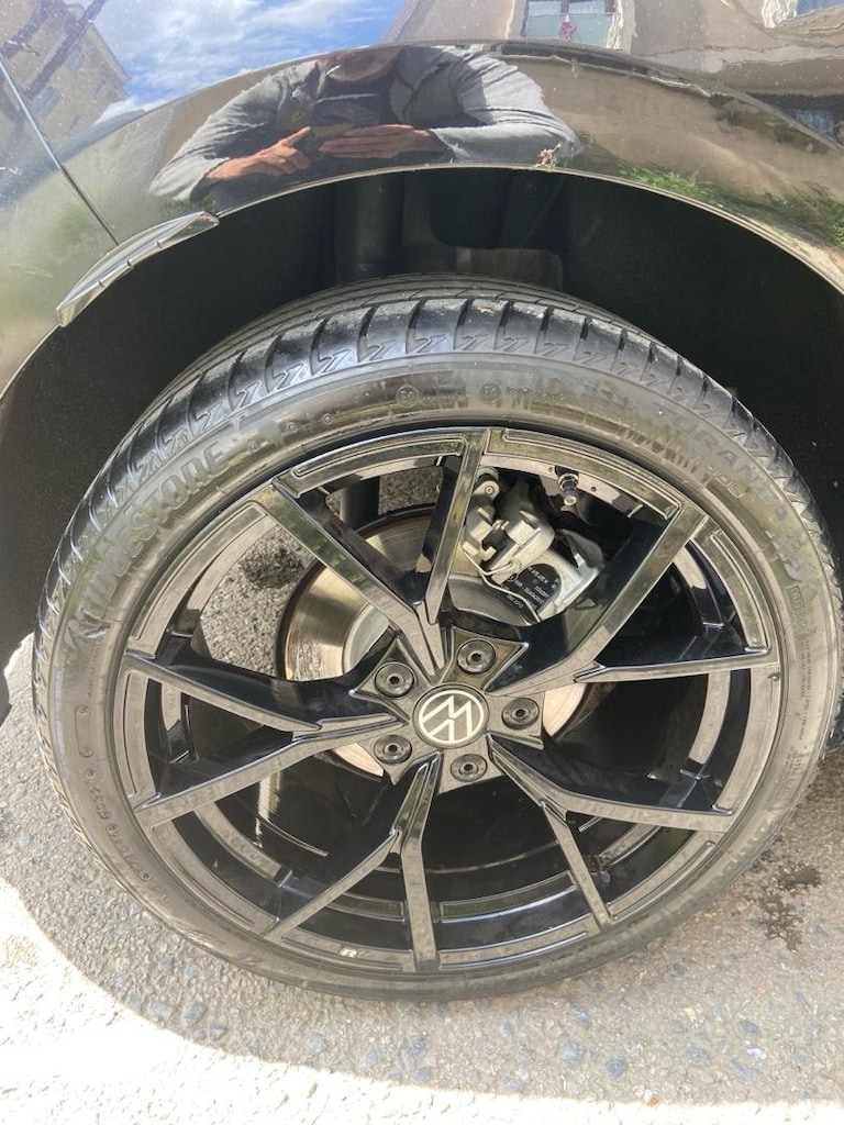 Bridgestone T005 225/40/18 lastik takımı - 4